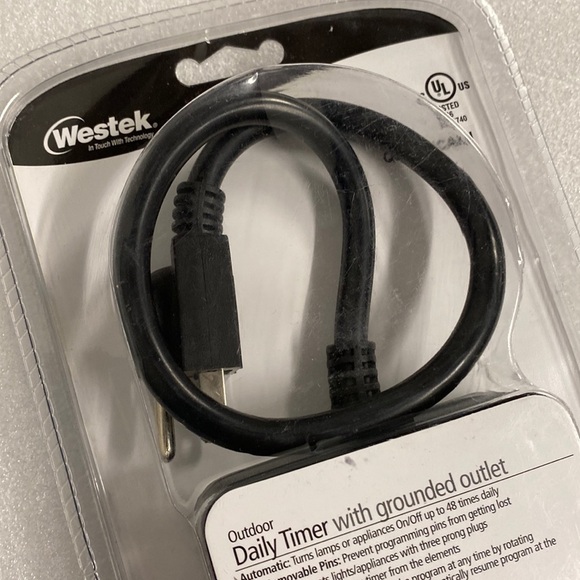 Westek 1-Outlet Outdoor Daily Timer. Grounded outlet, Rain tight solid cover. - Picture 4 of 5